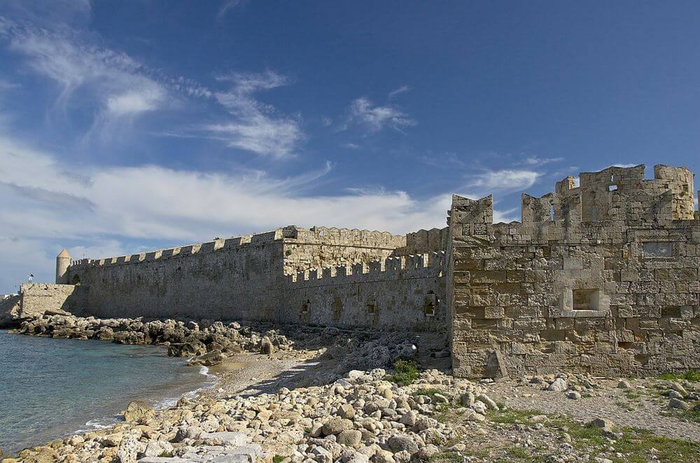 Древняя Крепость