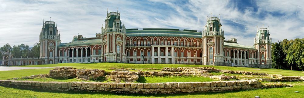 grand palace in tsaritsyno moscow