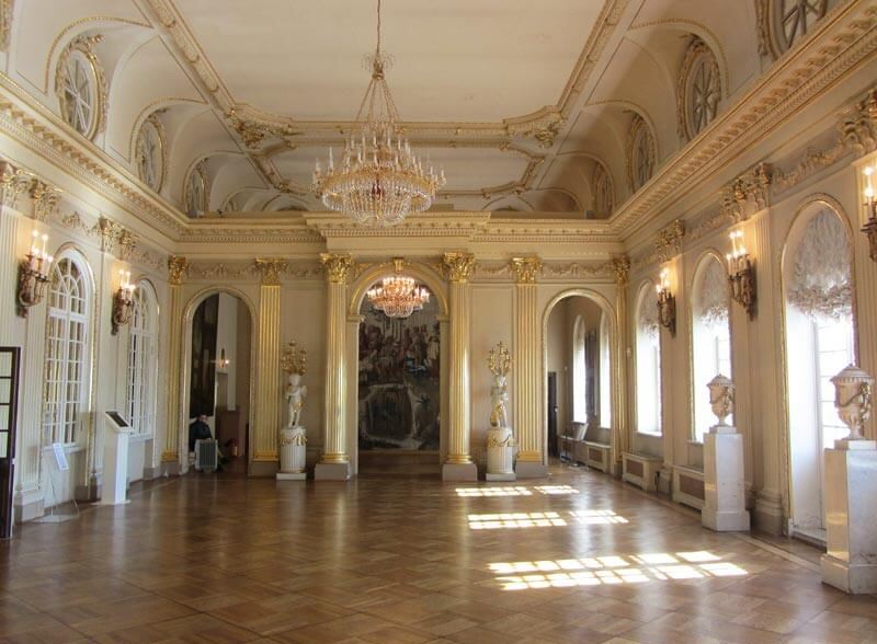Залы Дворца