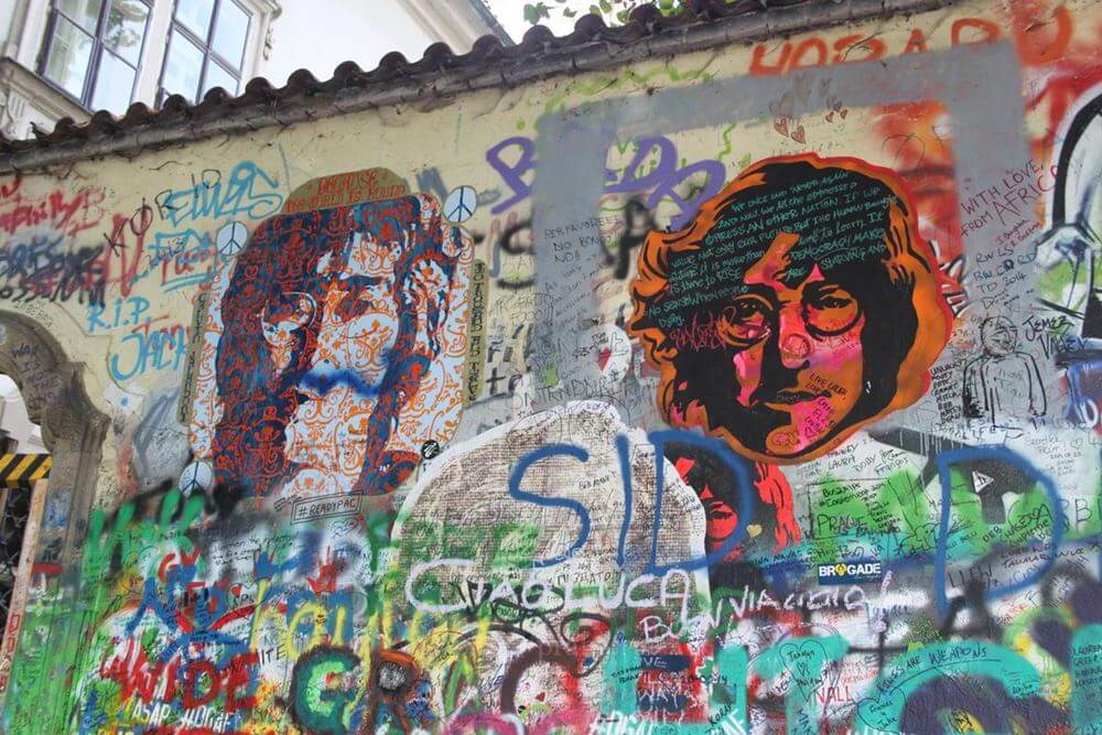 Стена Джона Леннона