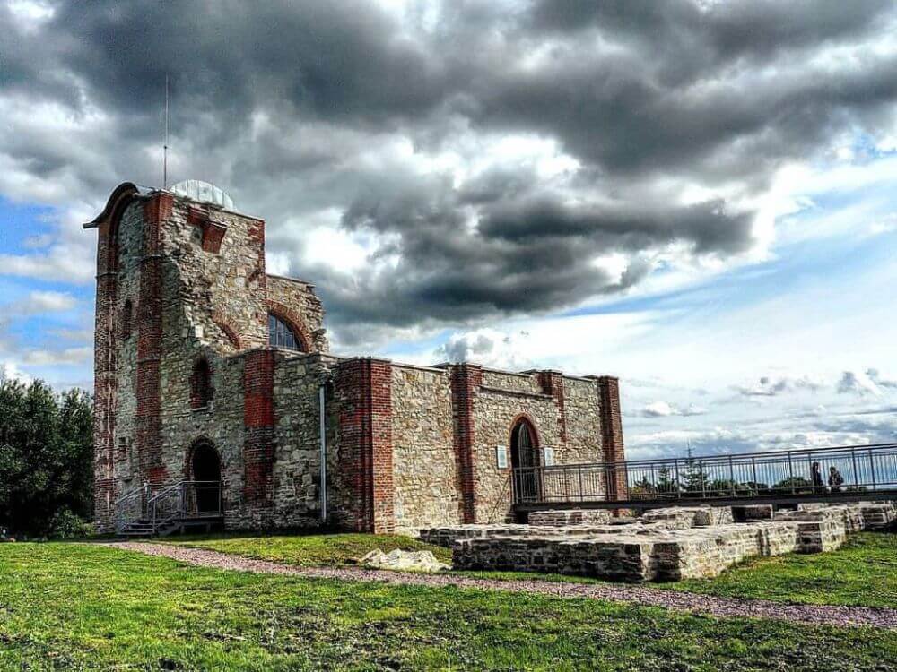 Руины церкви Благовещения
